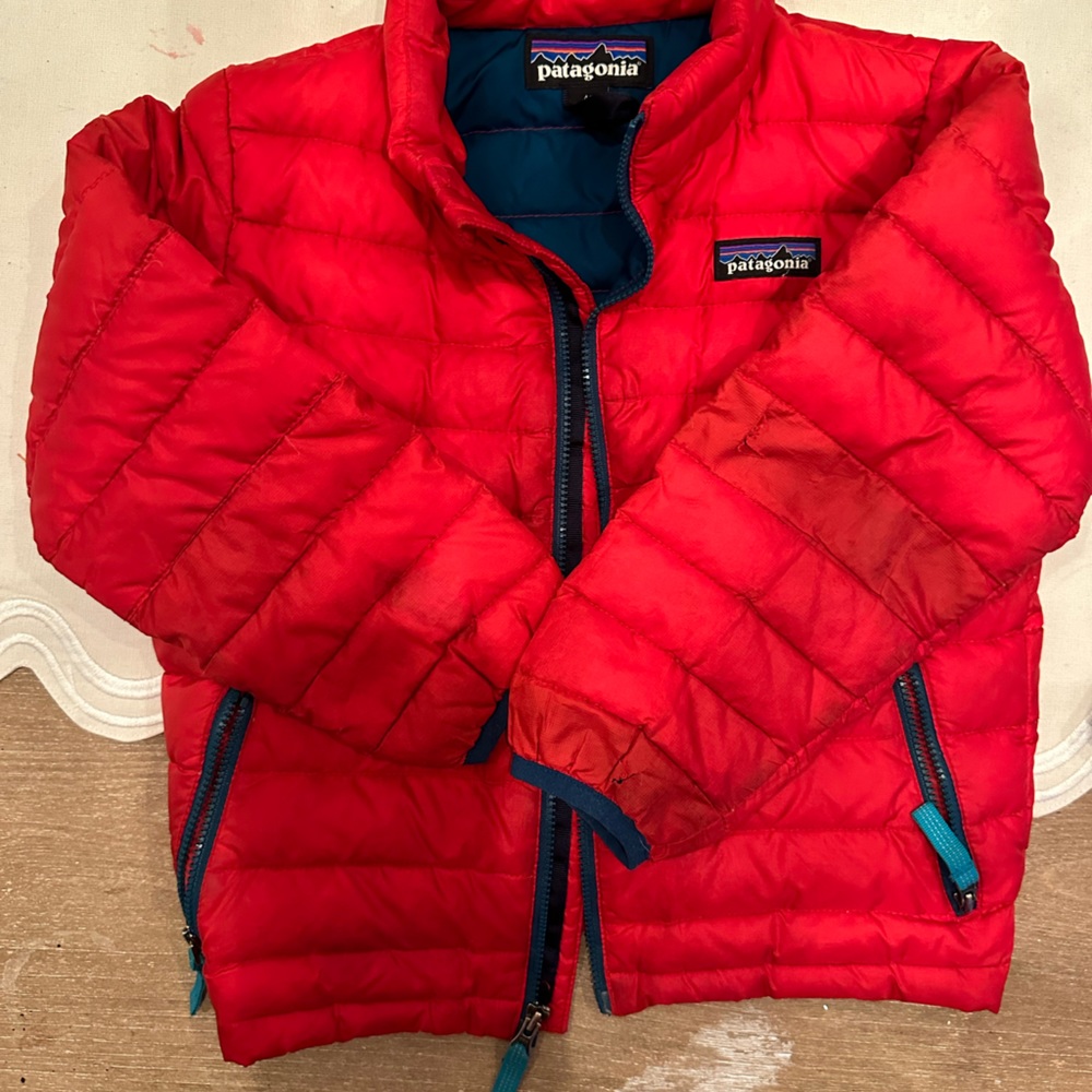 Pategonia Kids jacket size 4T